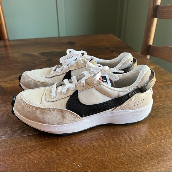 Nike Shoes - Nike Waffle White and Black Sneakers